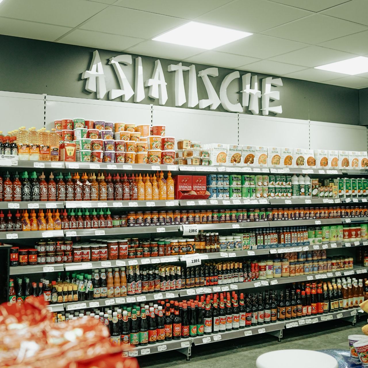 Wide product variety at Aliman Markt